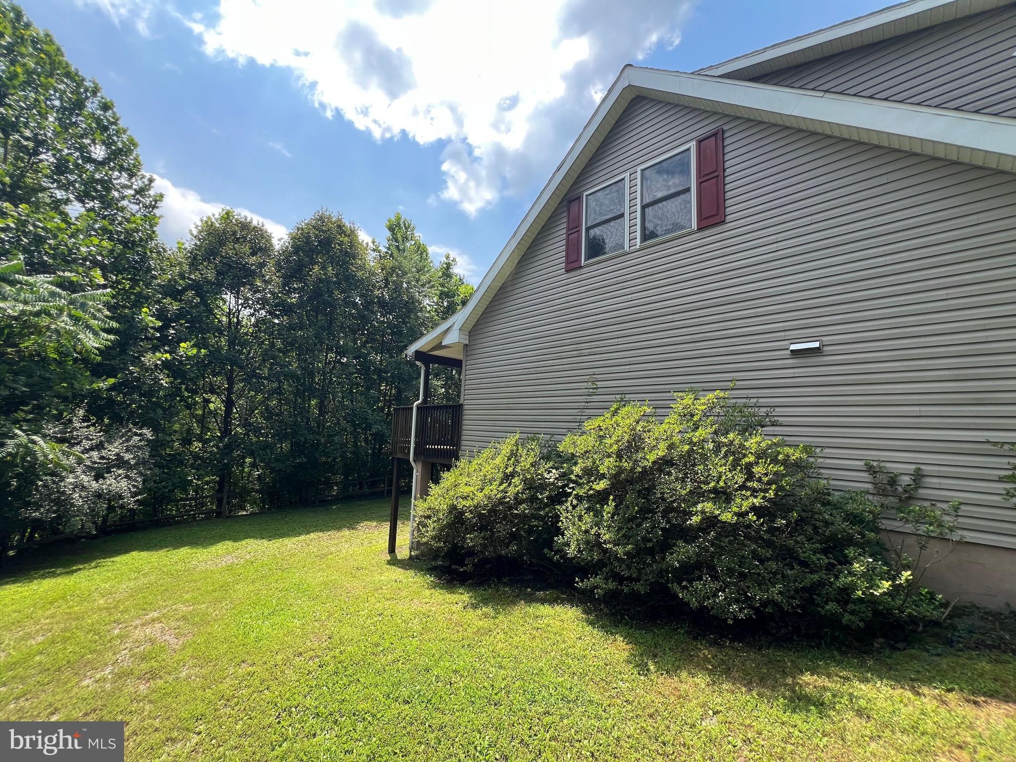 DUNMORE RIDGE PARK - Residential