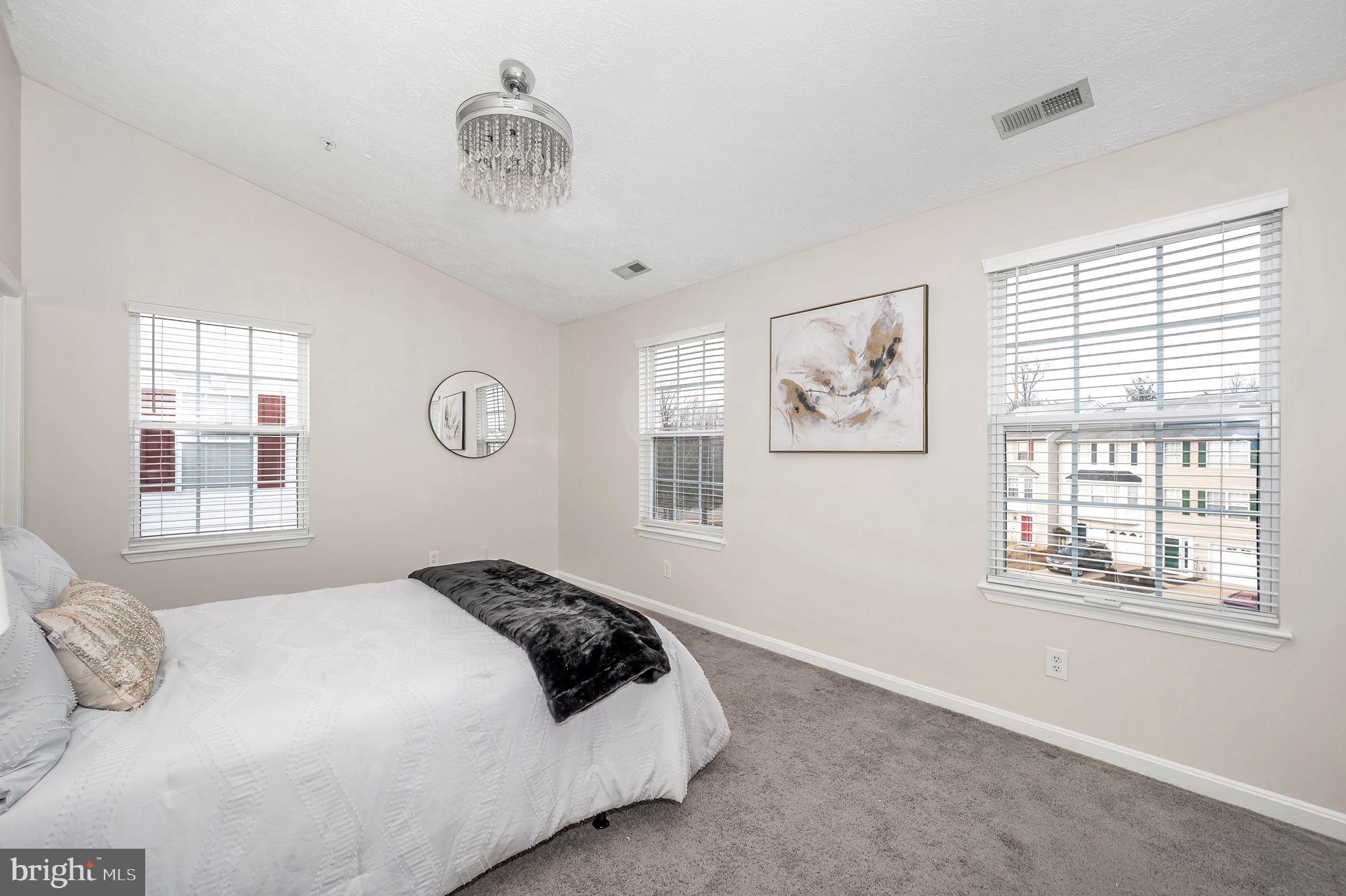 COVINGTON - Residential