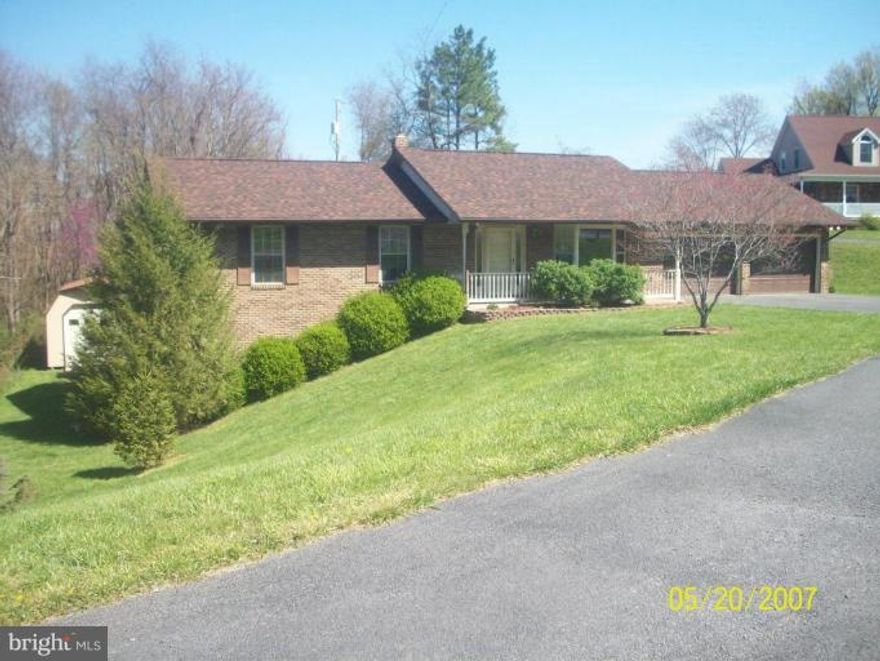 Rancher - Rambler Main level includes 4 Bedrooms, 3 Bathrooms, 2 Master Bedrooms, Walk in closets, eat in kitchen walk out to deck with gazebo.  Living room and family room. Basement has a 2nd family room, 1 full bath, separate laundry room, and storage area. 2 car garage with a driveway. Exterior has storage shed, workshop/ operating garage door. ONE LENDER ONLY. Short sale already started.