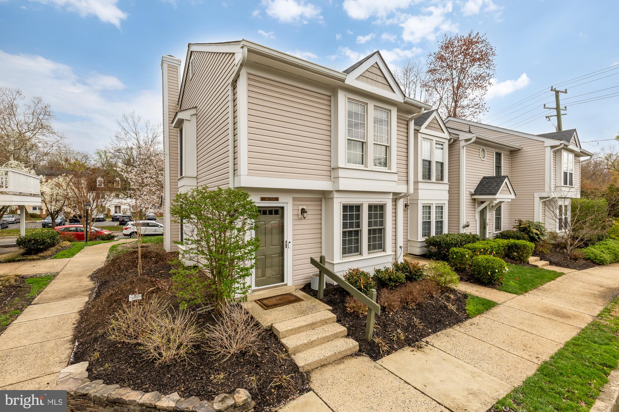 2433 S WALTER REED DRIVE 18-1