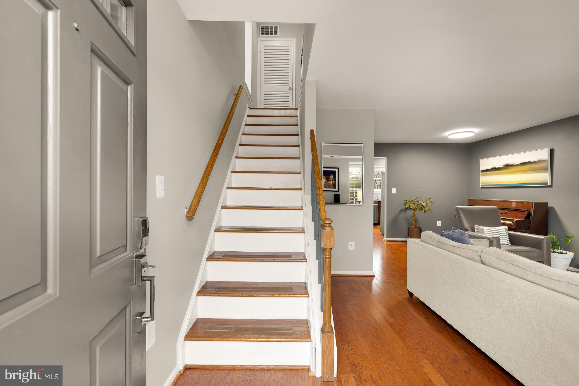 2433 S WALTER REED DRIVE 18-1