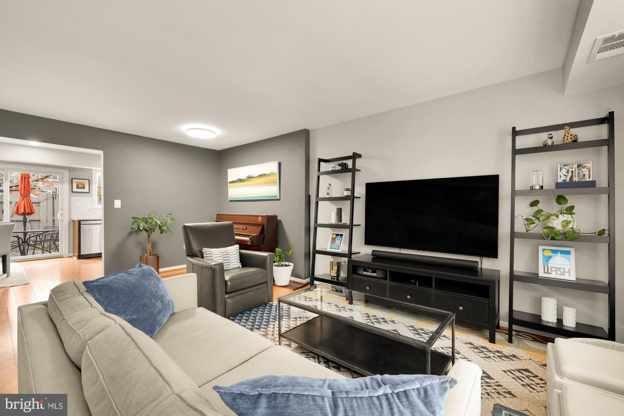 HEATHERLEA - Residential