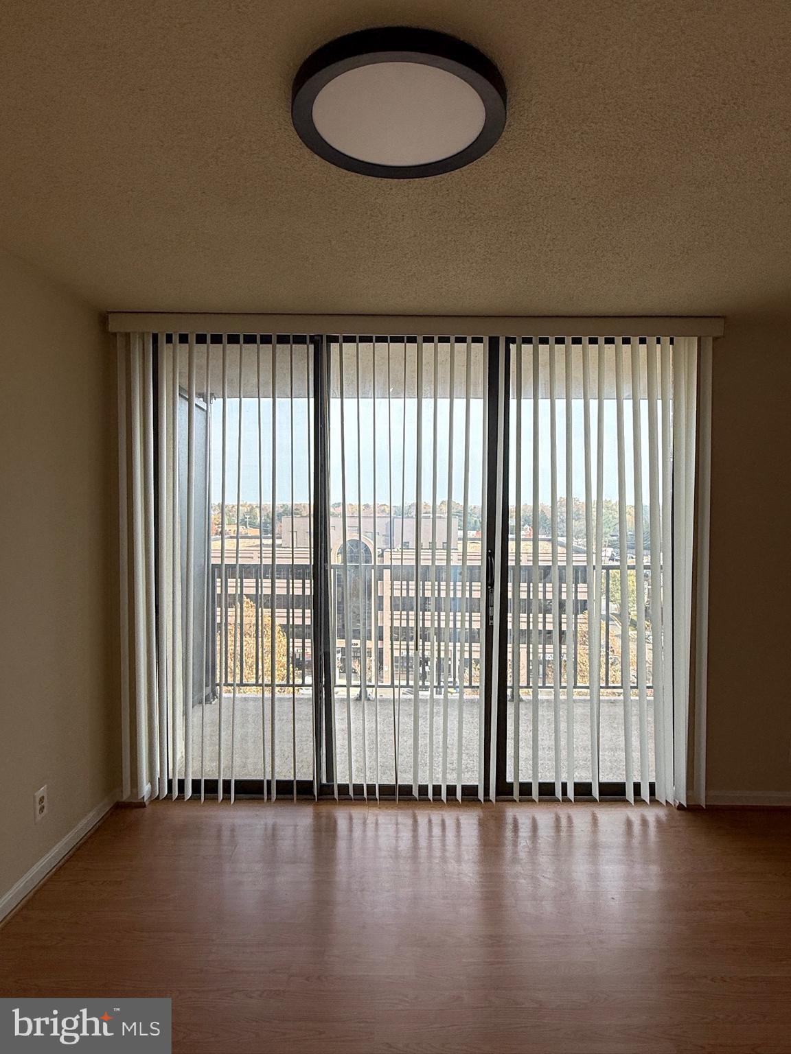 MCLEAN HOUSE NORTH - Residential