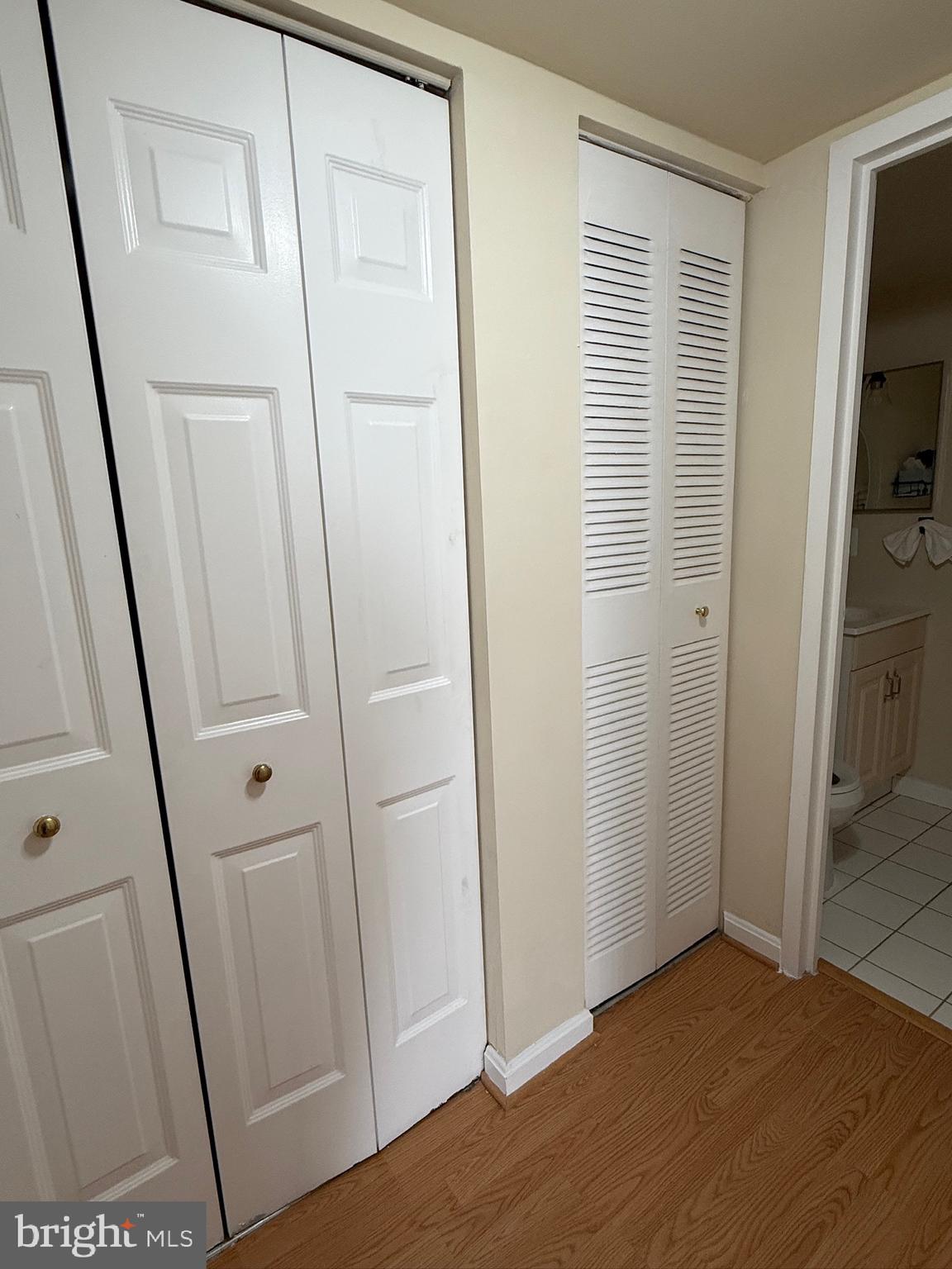 MCLEAN HOUSE NORTH - Residential