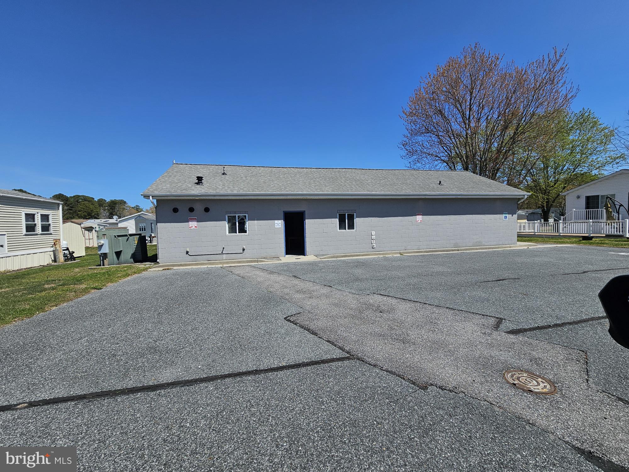 WHITE HORSE PARK I - Residential