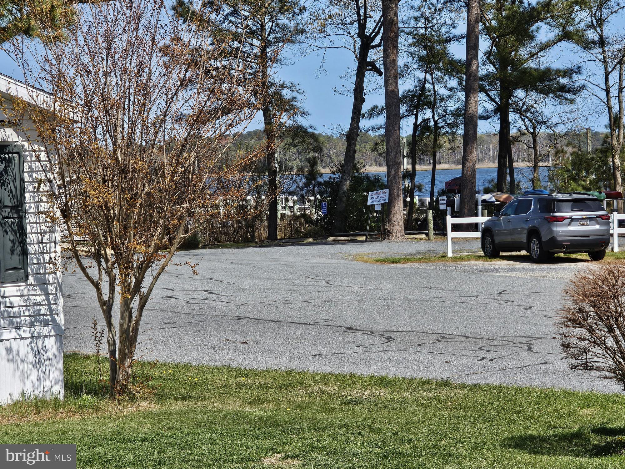 WHITE HORSE PARK I - Residential