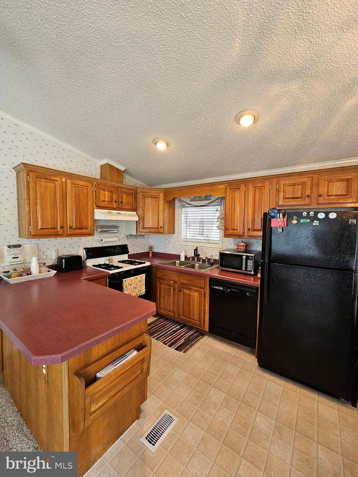 WHITE HORSE PARK I - Residential