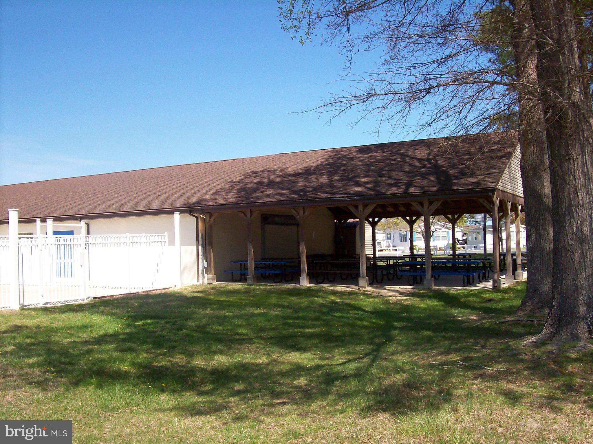 WHITE HORSE PARK I - Residential