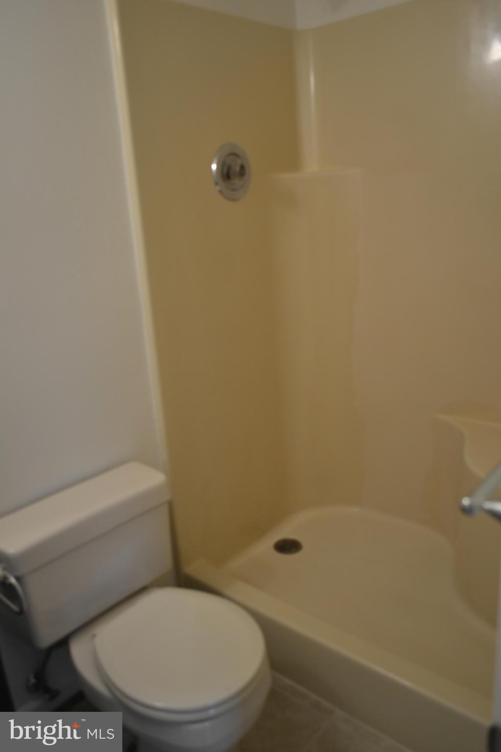 GARRISONVILLE - Residential