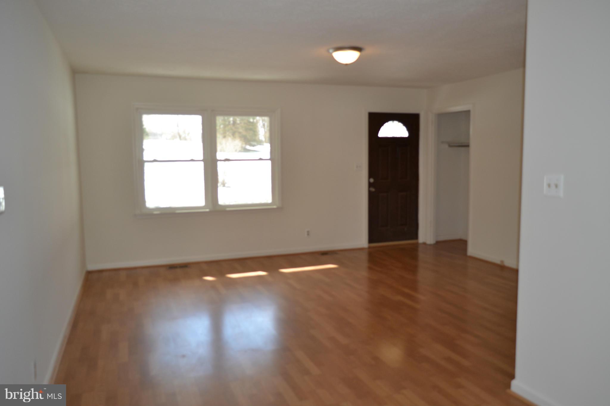 GARRISONVILLE - Residential