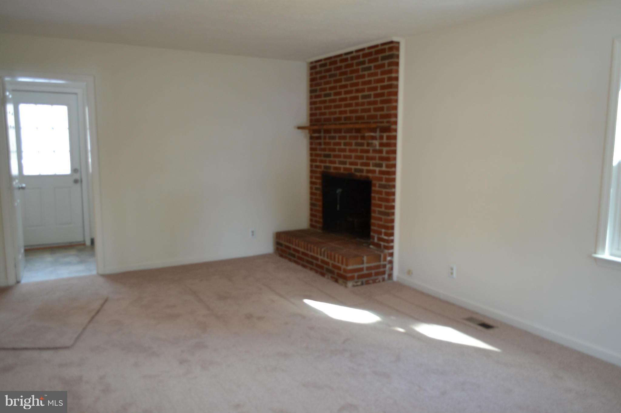 GARRISONVILLE - Residential