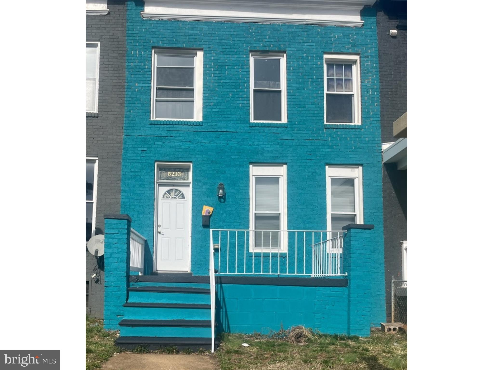 Great Investment Opportunity. If you are looking for a rental in convenient location this is the home for you. Currently has a renter in it who's lease is up in April. This property is very cozy and was updated with new flooring and kitchen as well with a new furnace recently installed. Schedule your showing today!