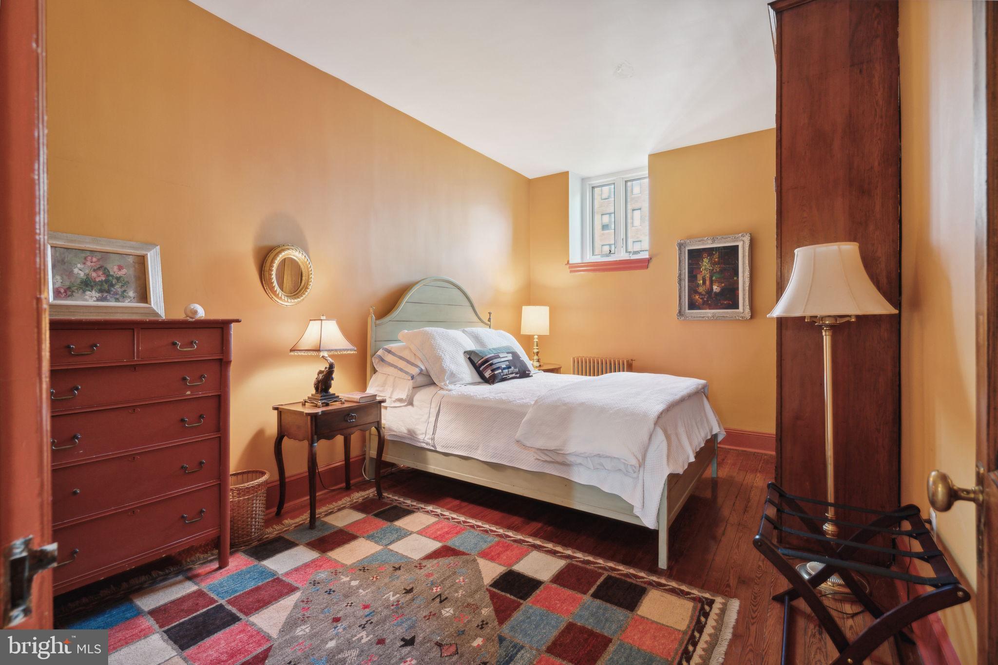 RITTENHOUSE SQUARE - Residential