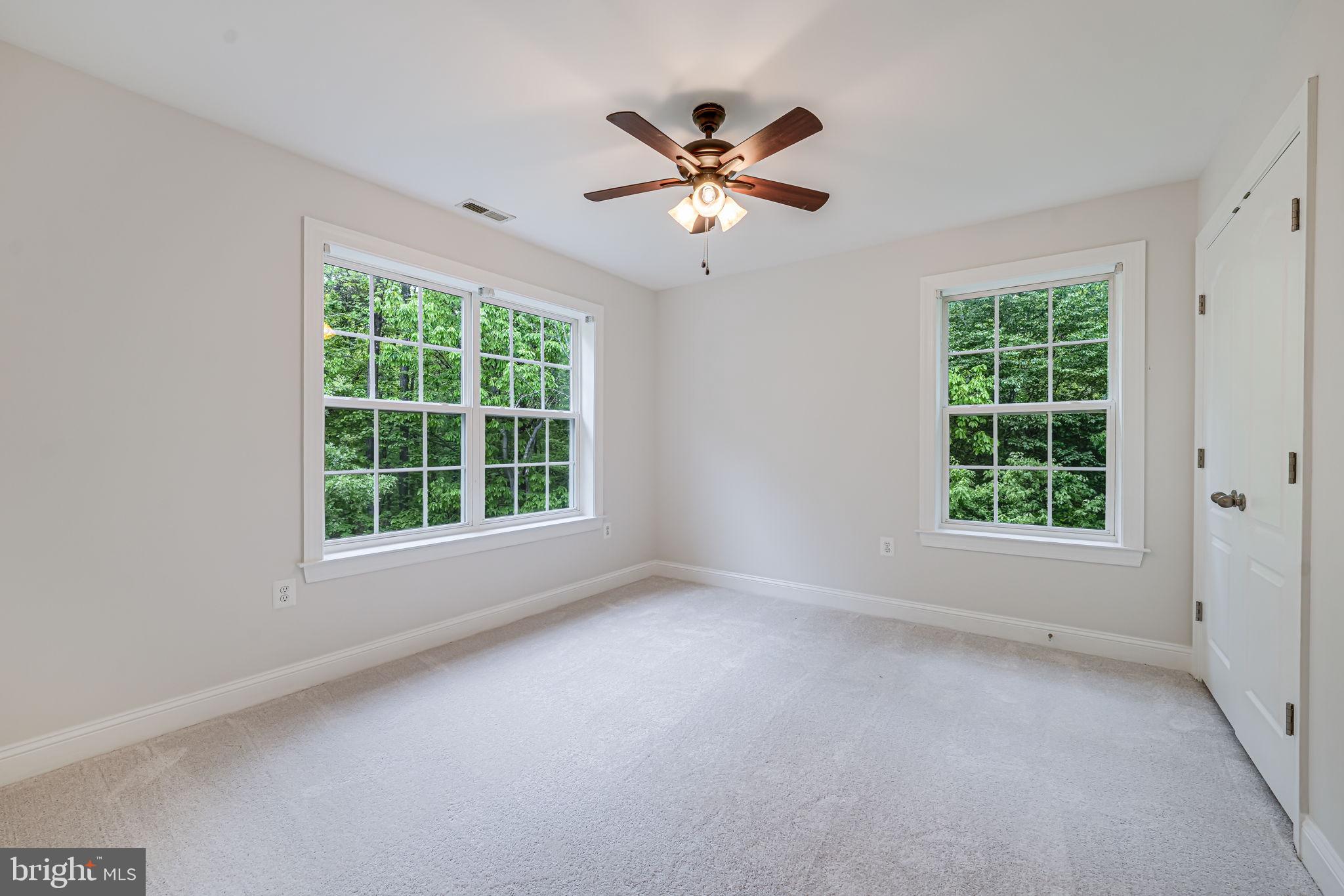 RIDGEVIEW - Residential