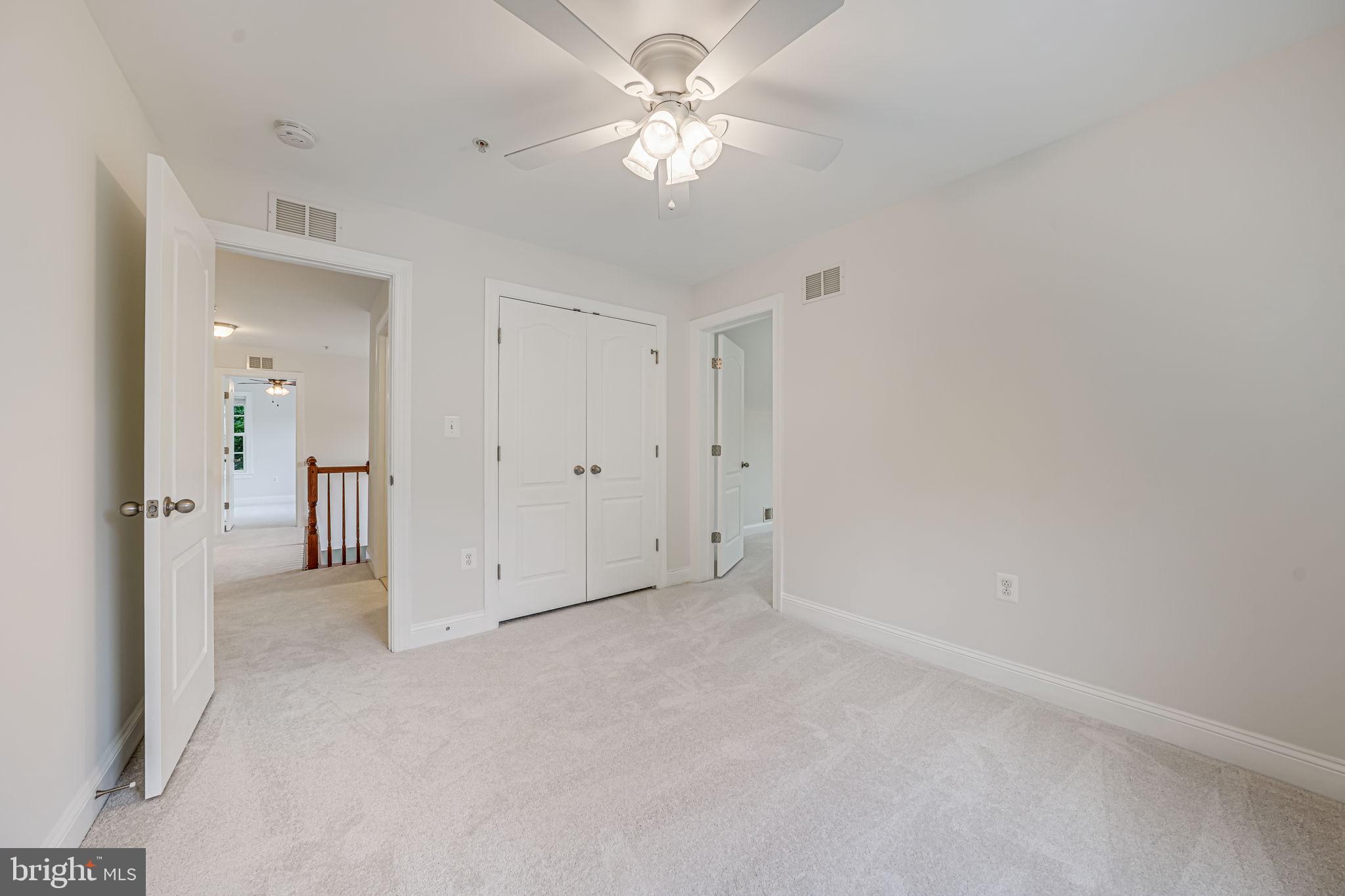 RIDGEVIEW - Residential