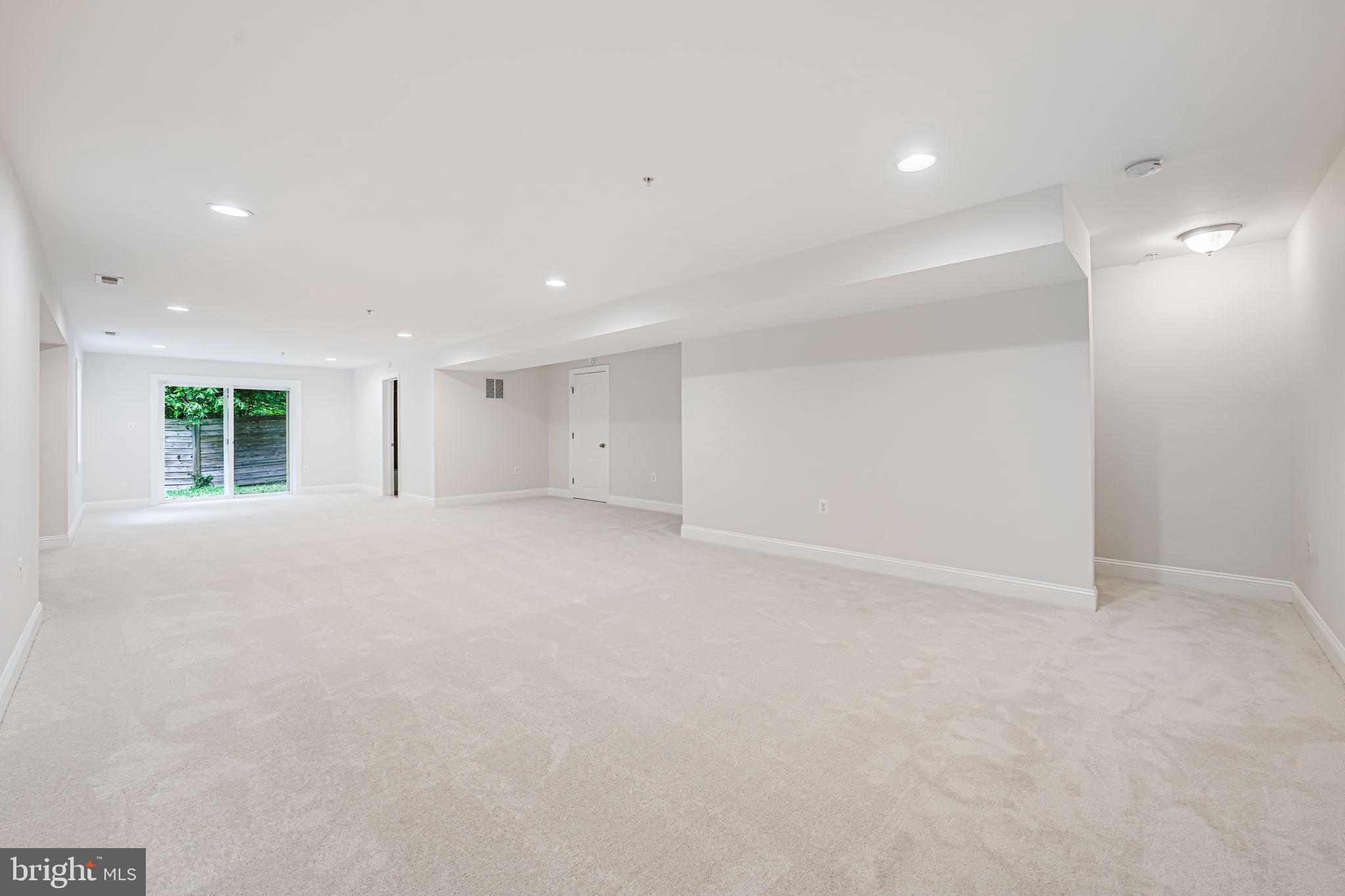 RIDGEVIEW - Residential