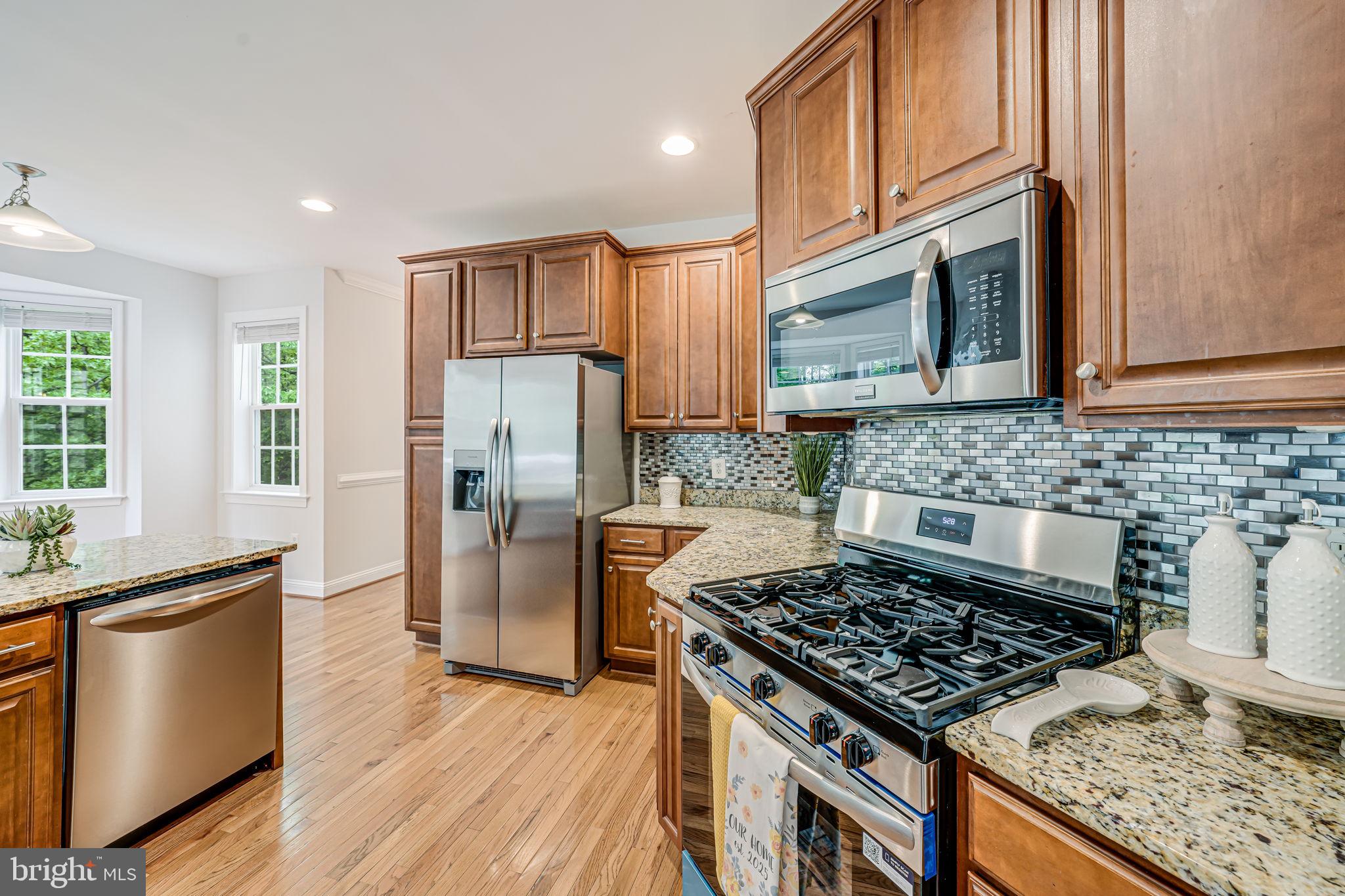 RIDGEVIEW - Residential