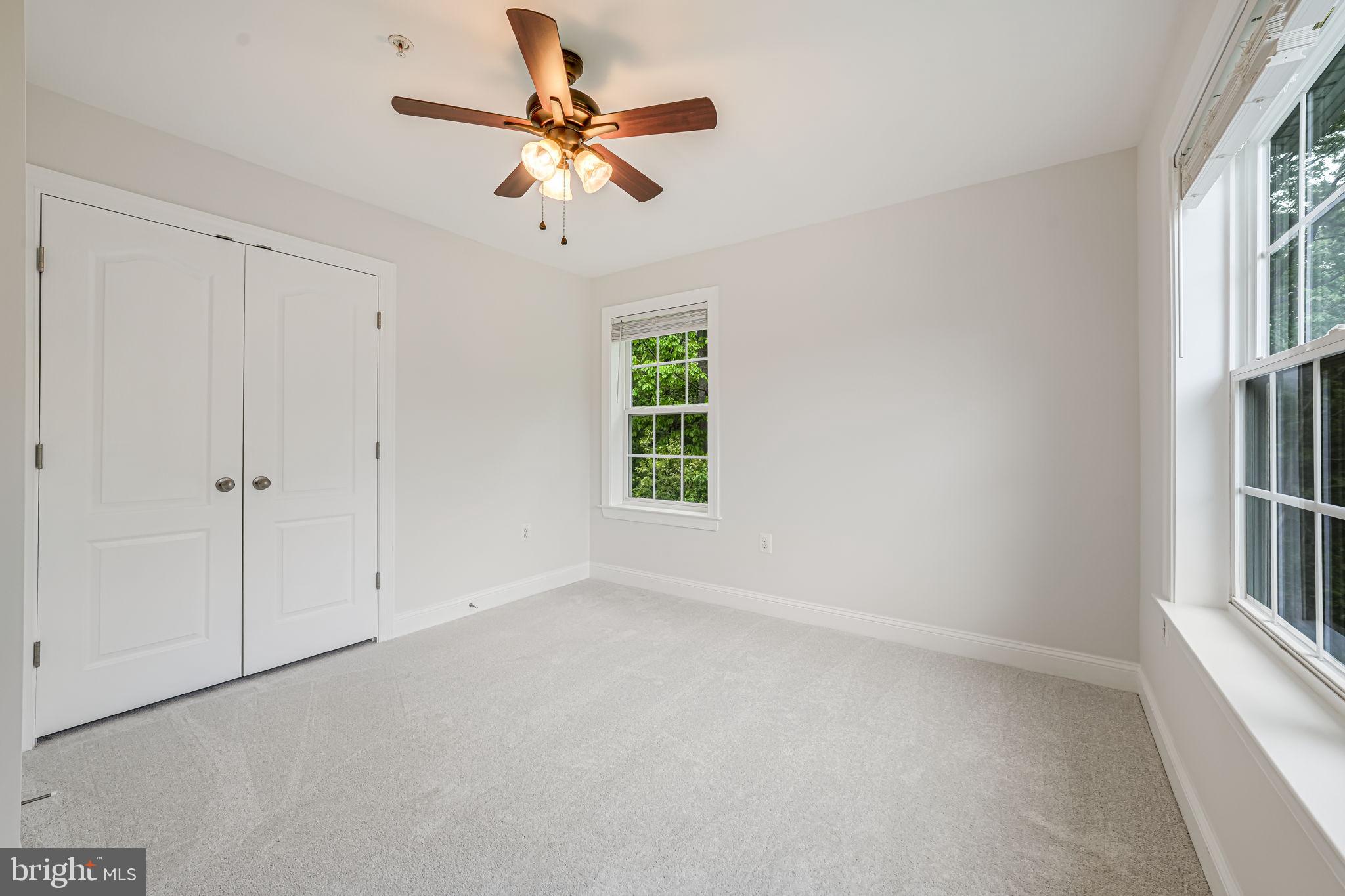 RIDGEVIEW - Residential