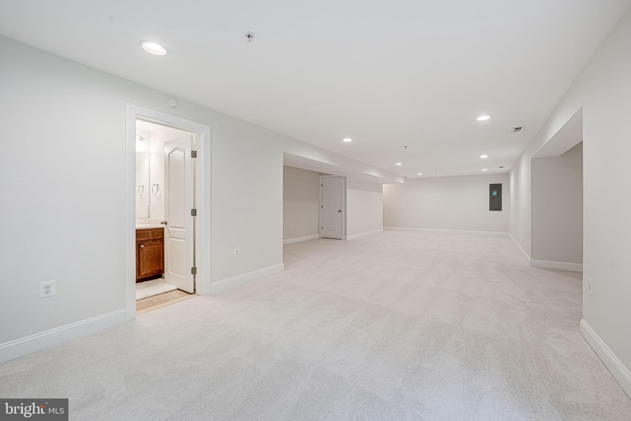 RIDGEVIEW - Residential