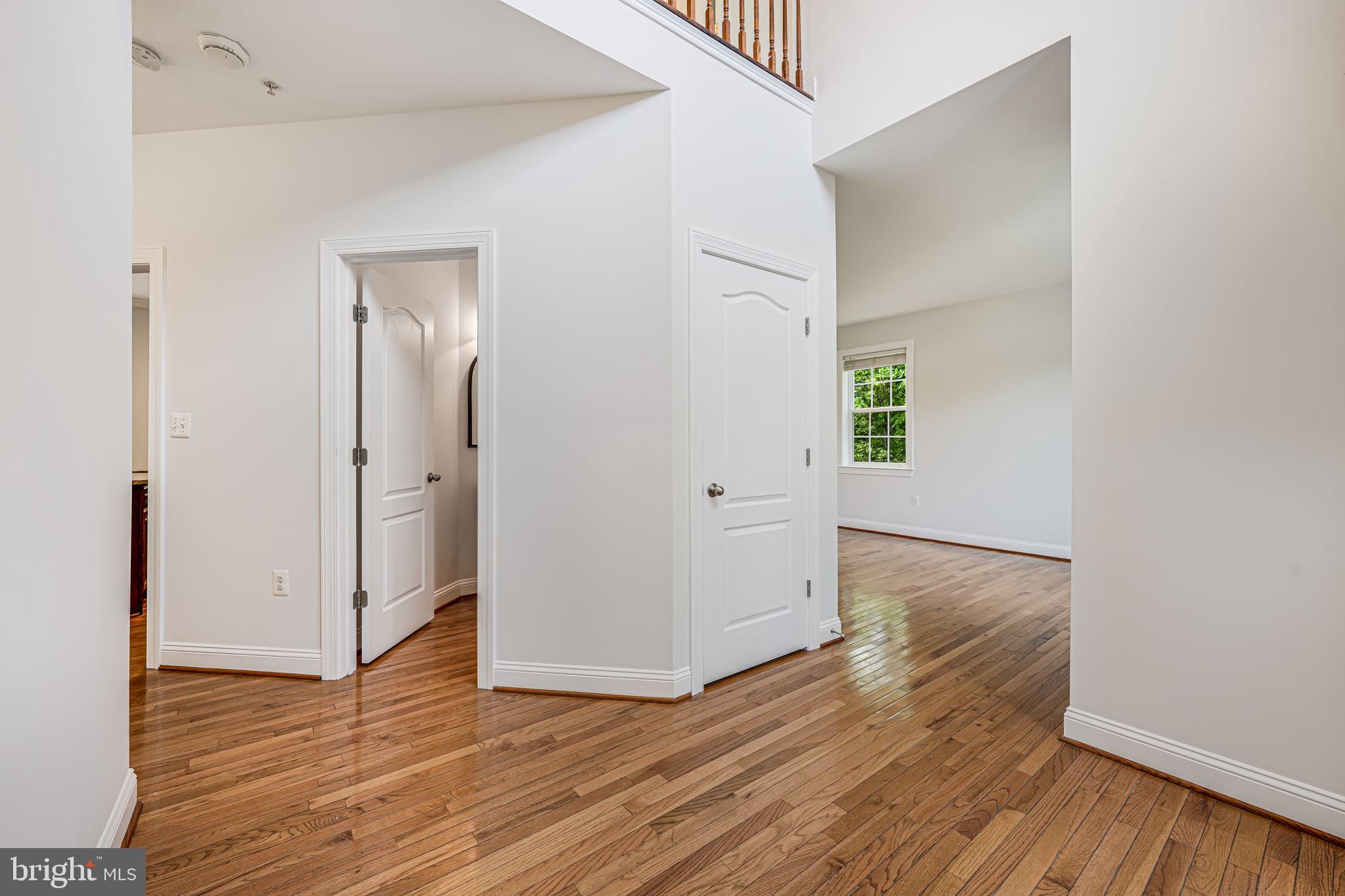 RIDGEVIEW - Residential