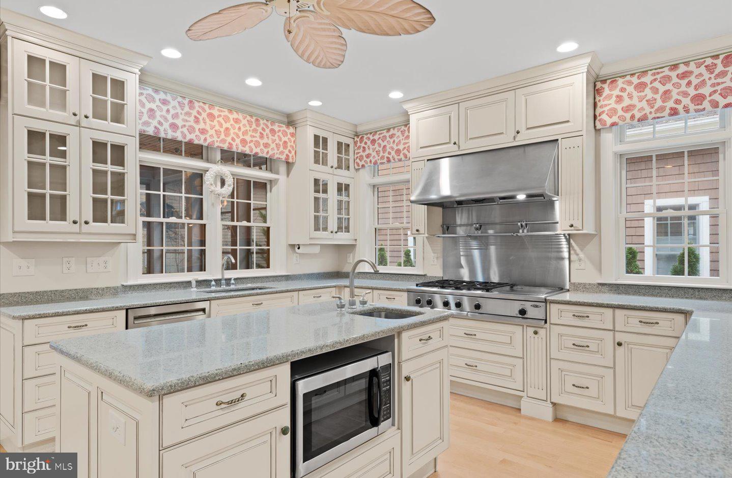 NORTH REHOBOTH - Residential