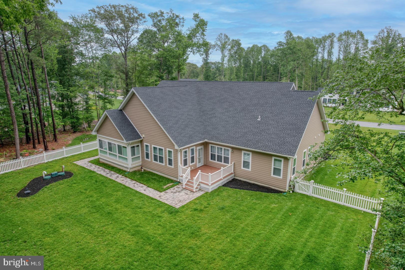 INGRAMS POINT - Residential