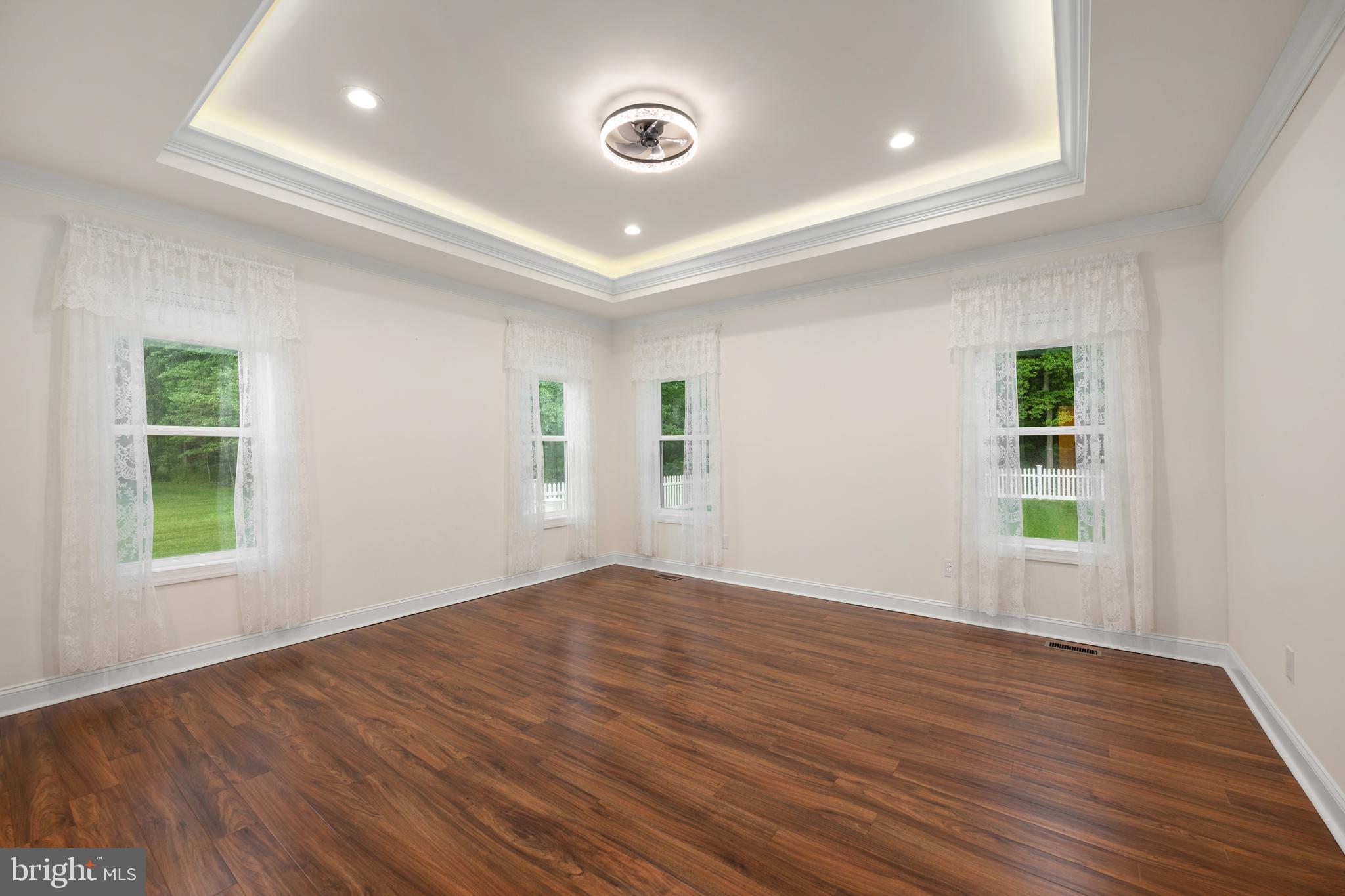 INGRAMS POINT - Residential