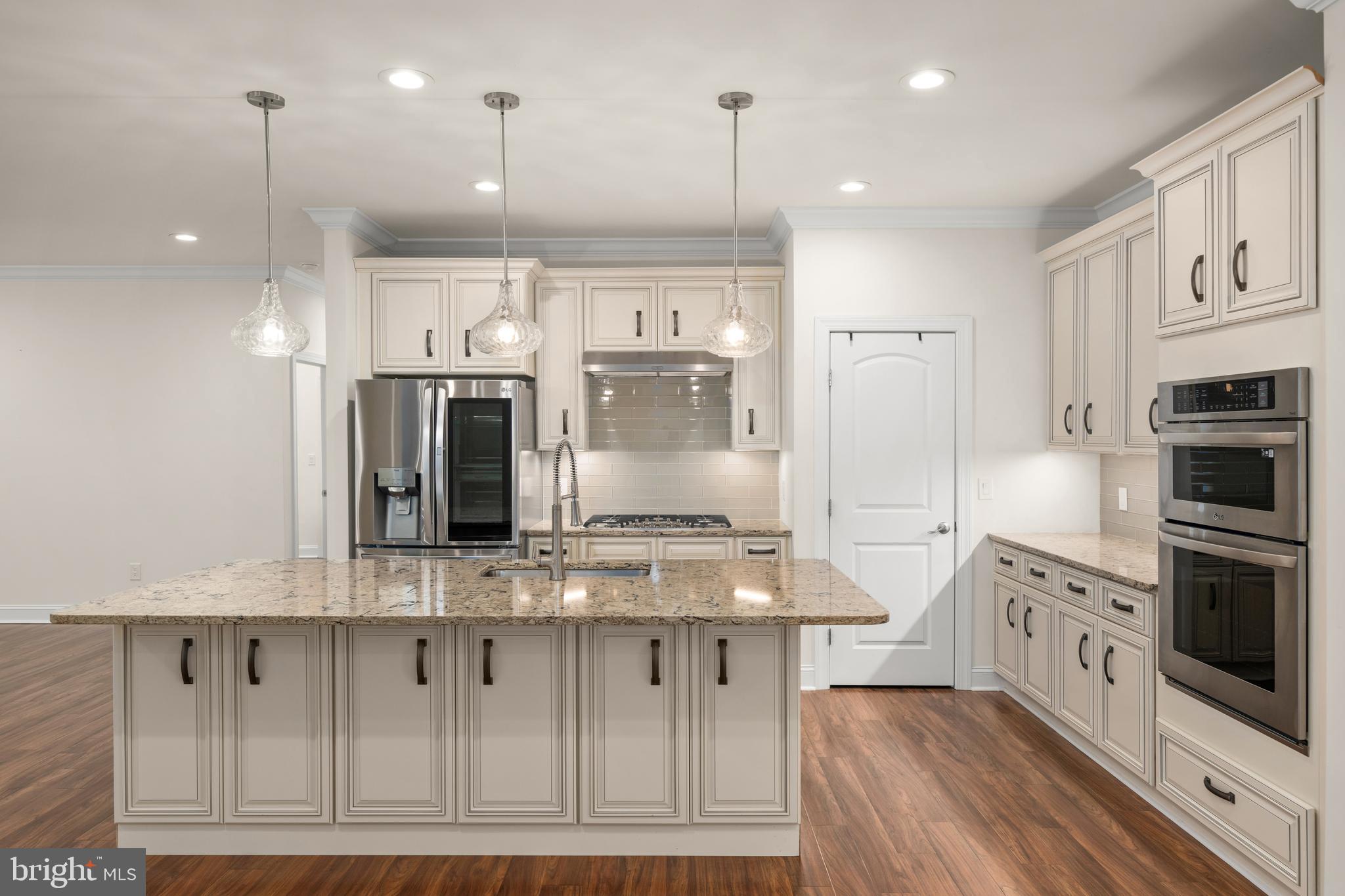 INGRAMS POINT - Residential