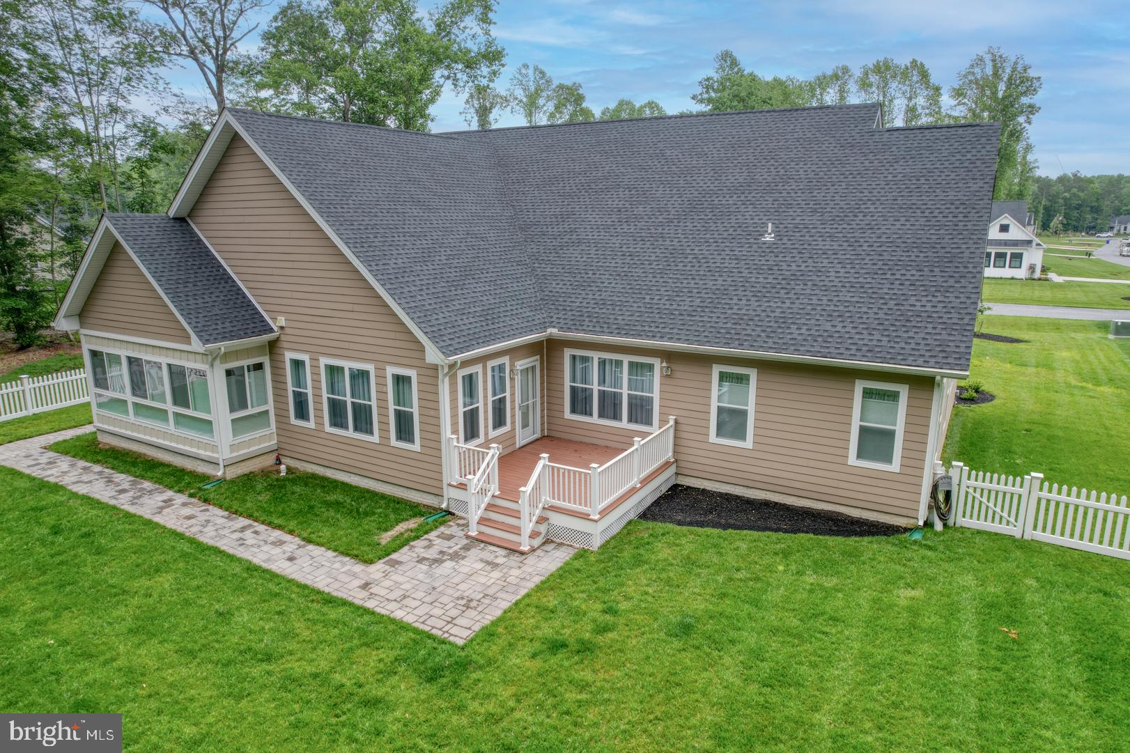 INGRAMS POINT - Residential