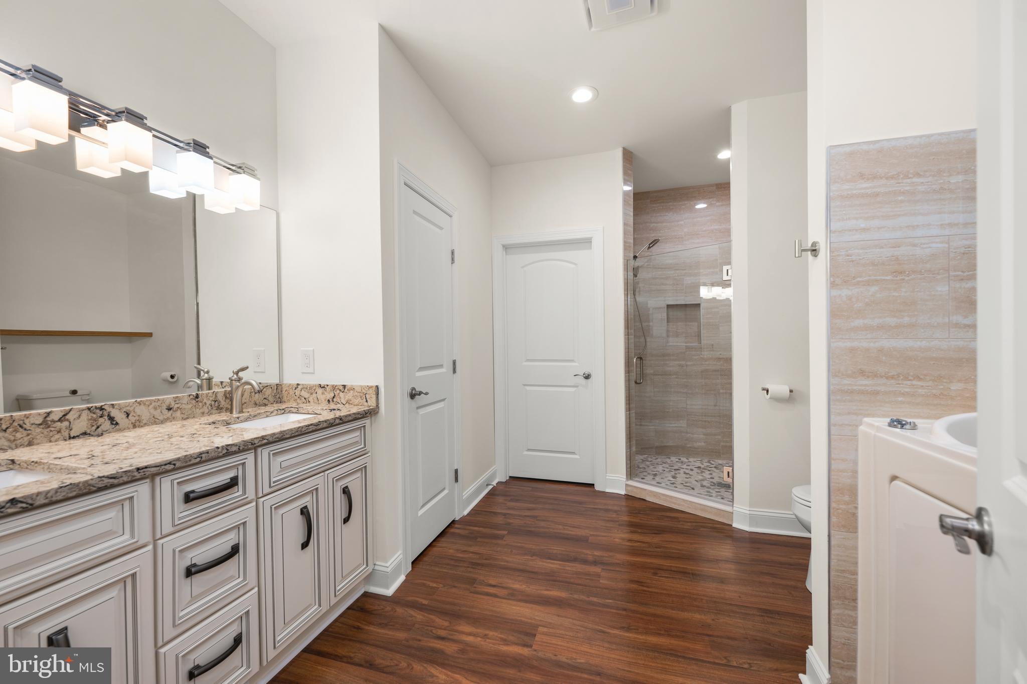 INGRAMS POINT - Residential