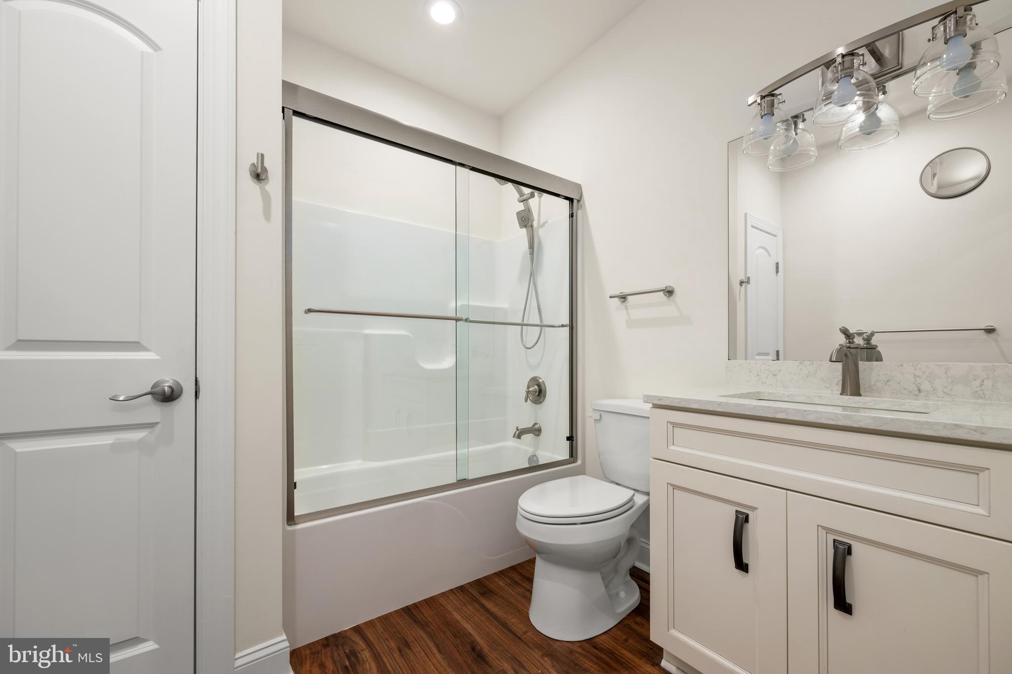 INGRAMS POINT - Residential