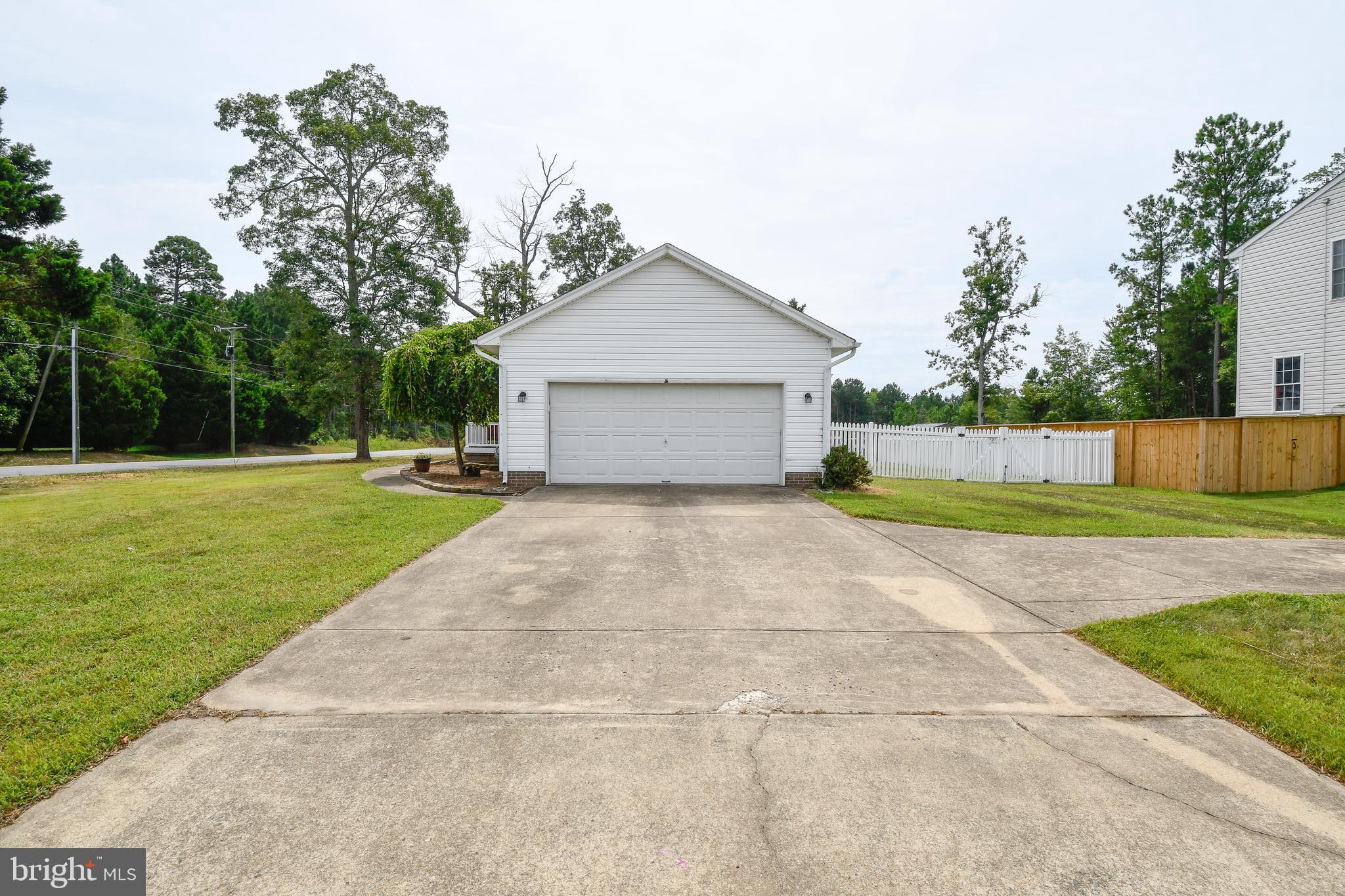 MONMOUTH VILLAGE - Residential