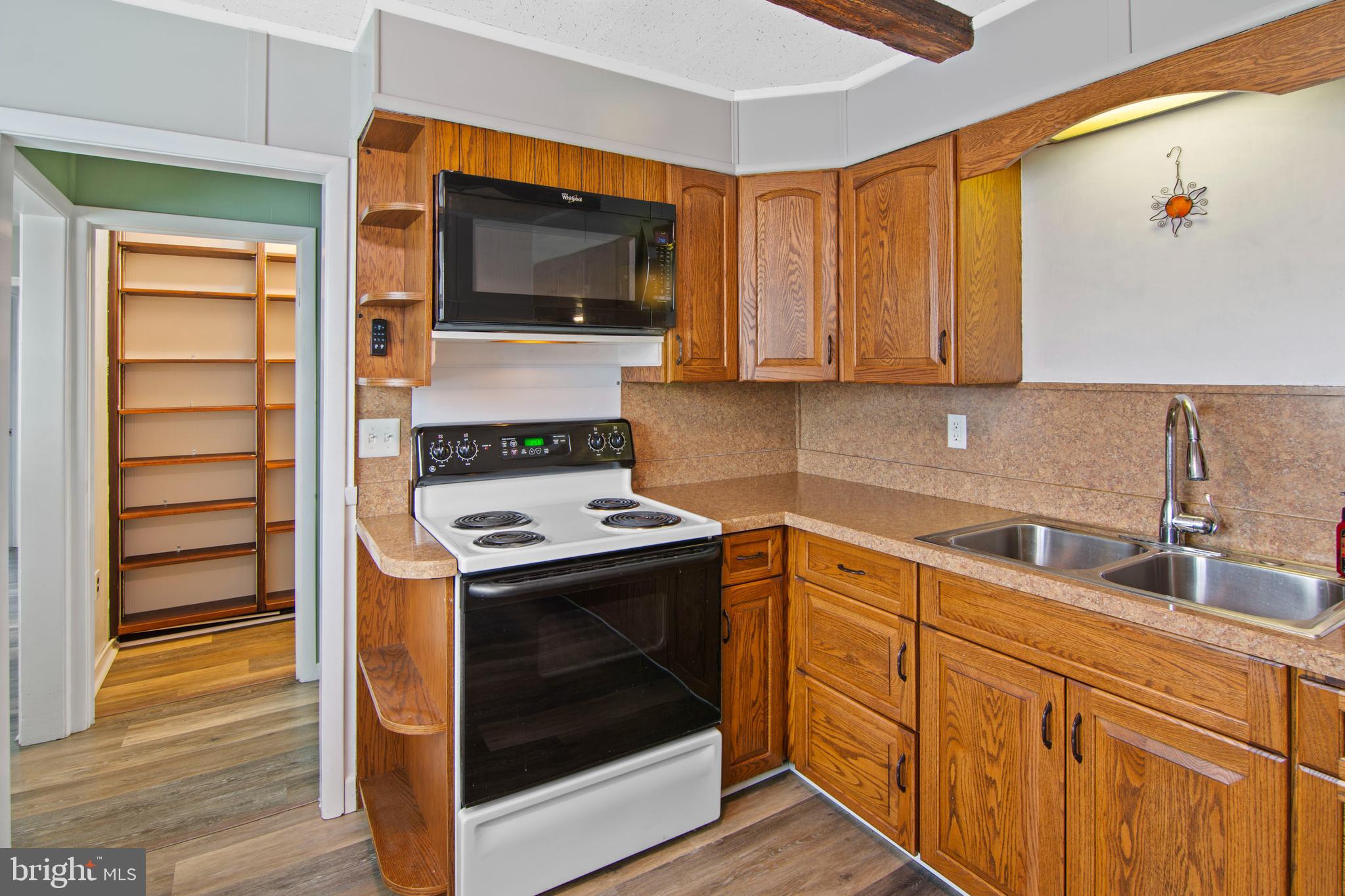 PARKVILLE HEIGHTS - Residential Lease