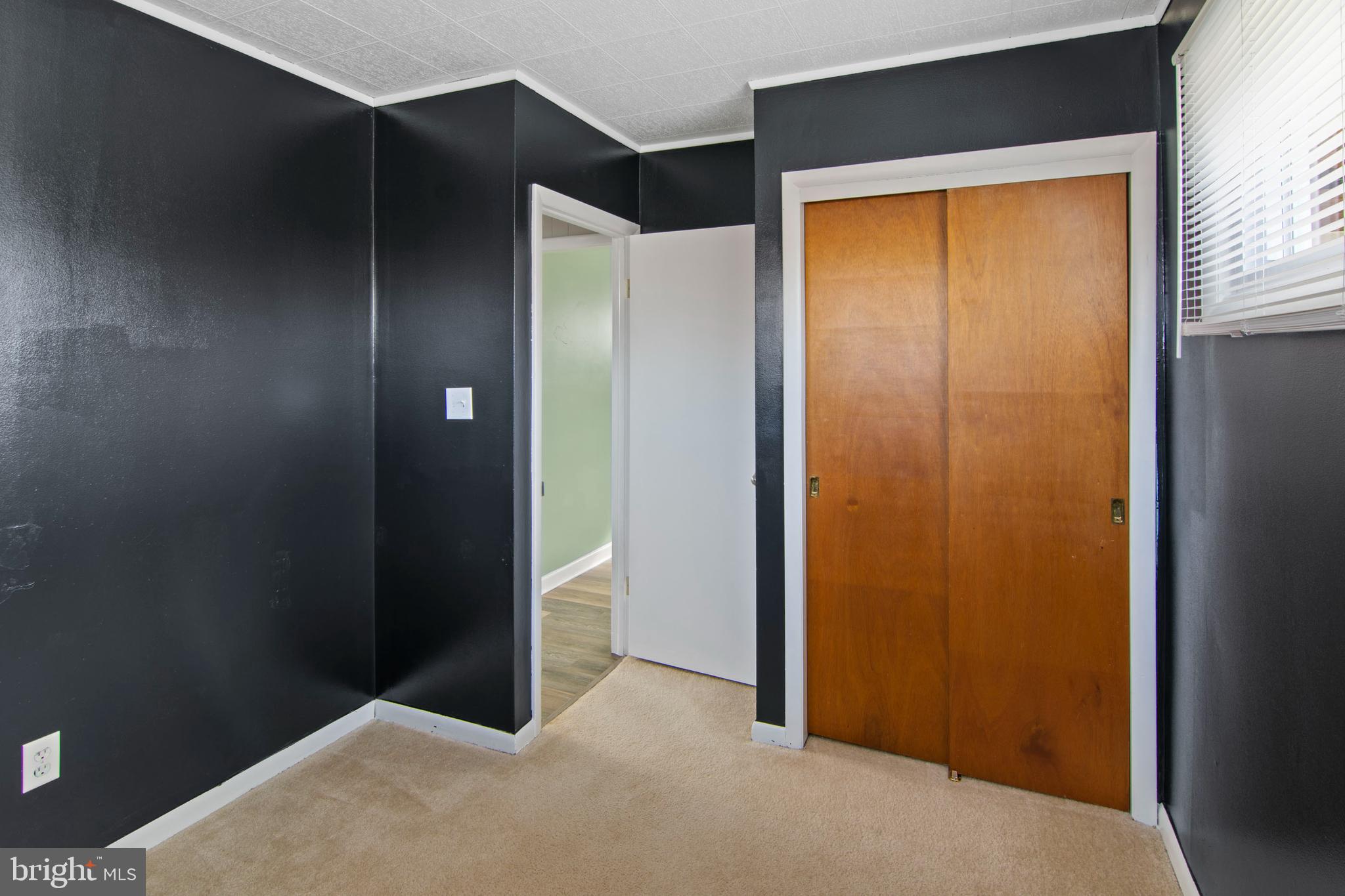 PARKVILLE HEIGHTS - Residential Lease