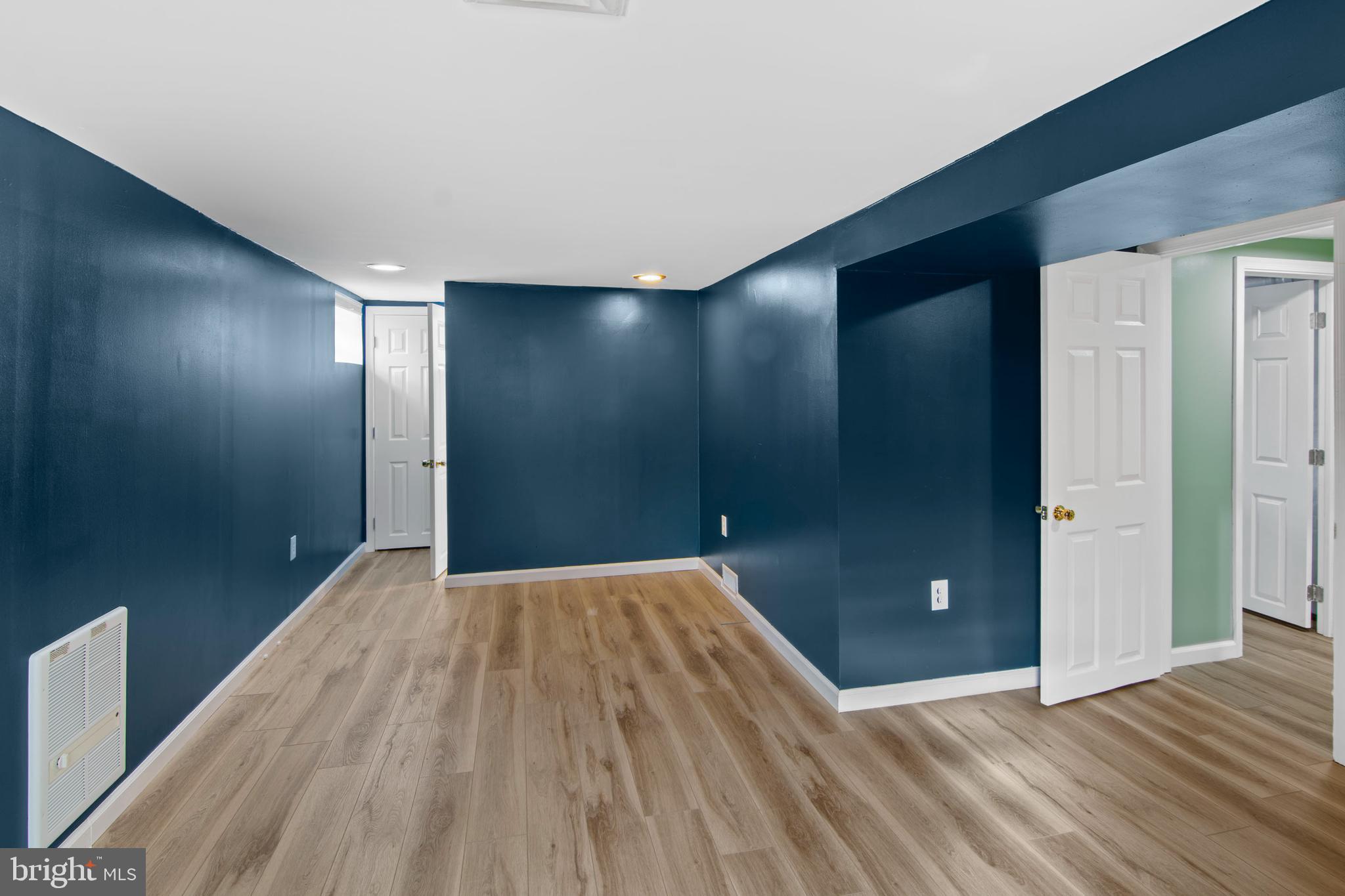 PARKVILLE HEIGHTS - Residential Lease