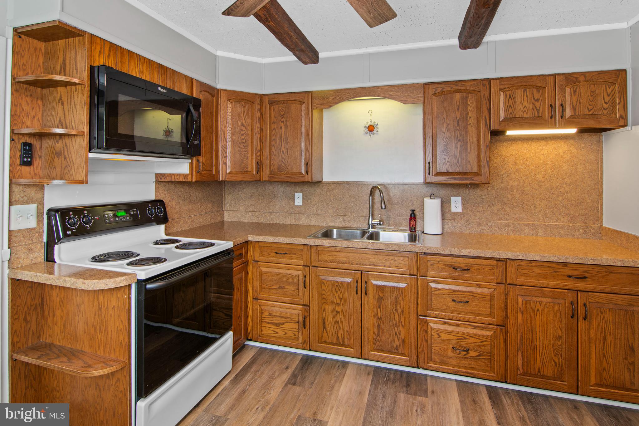 PARKVILLE HEIGHTS - Residential Lease