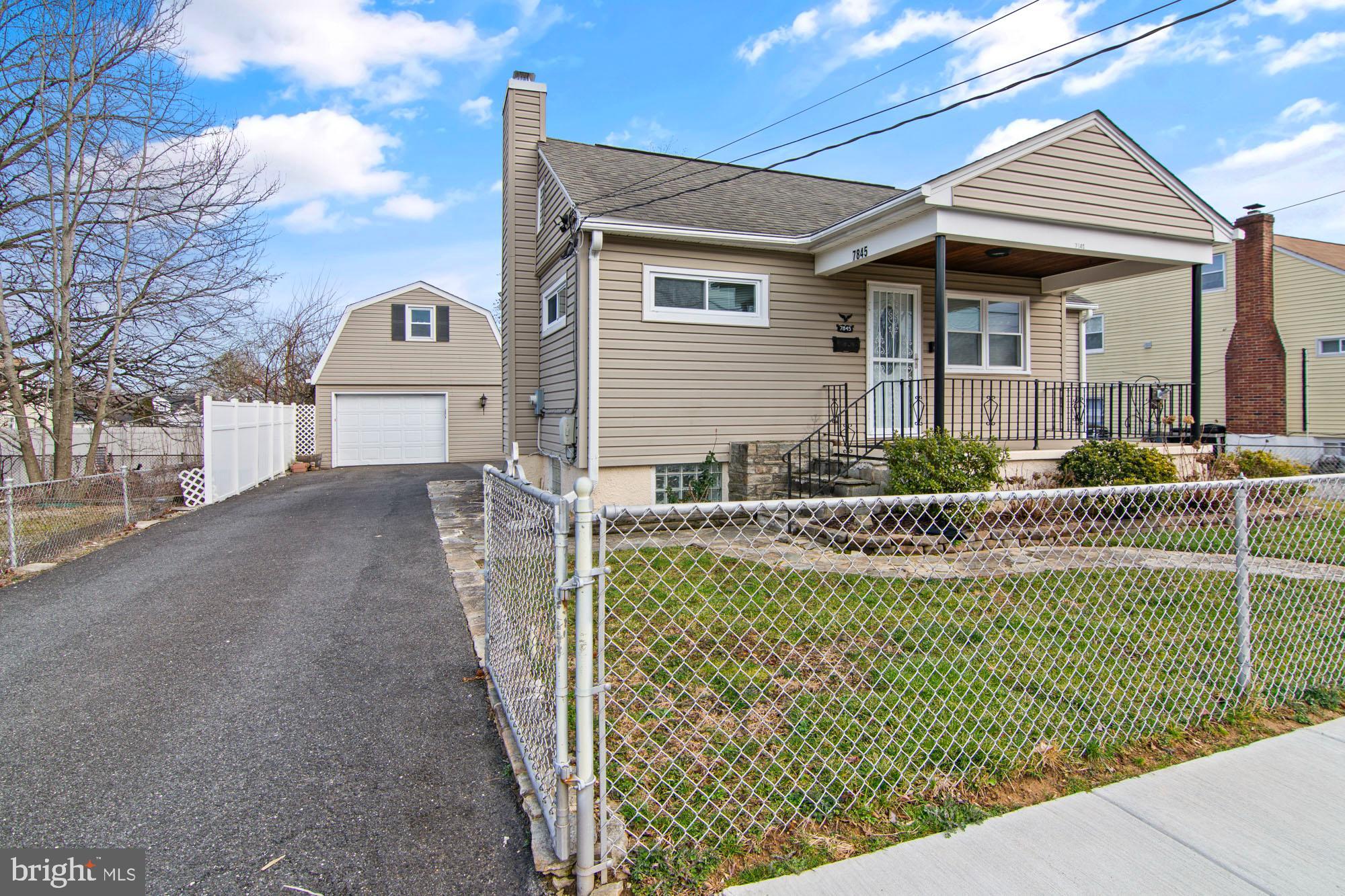 PARKVILLE HEIGHTS - Residential Lease