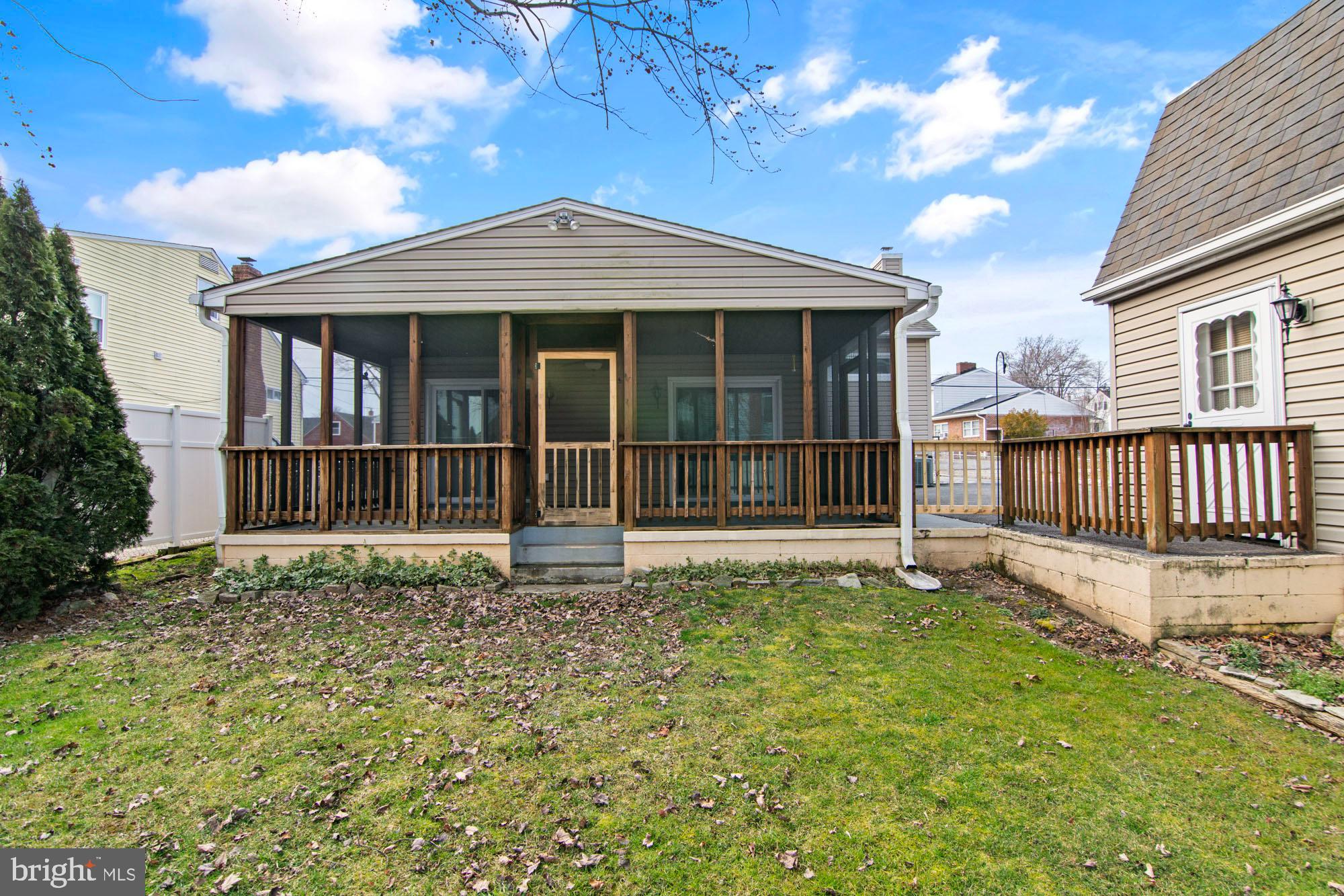 PARKVILLE HEIGHTS - Residential Lease