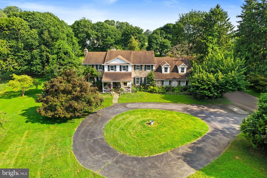 Photo of 121 Davis Road, MALVERN, PA 19355 (MLS # PACT2104976)