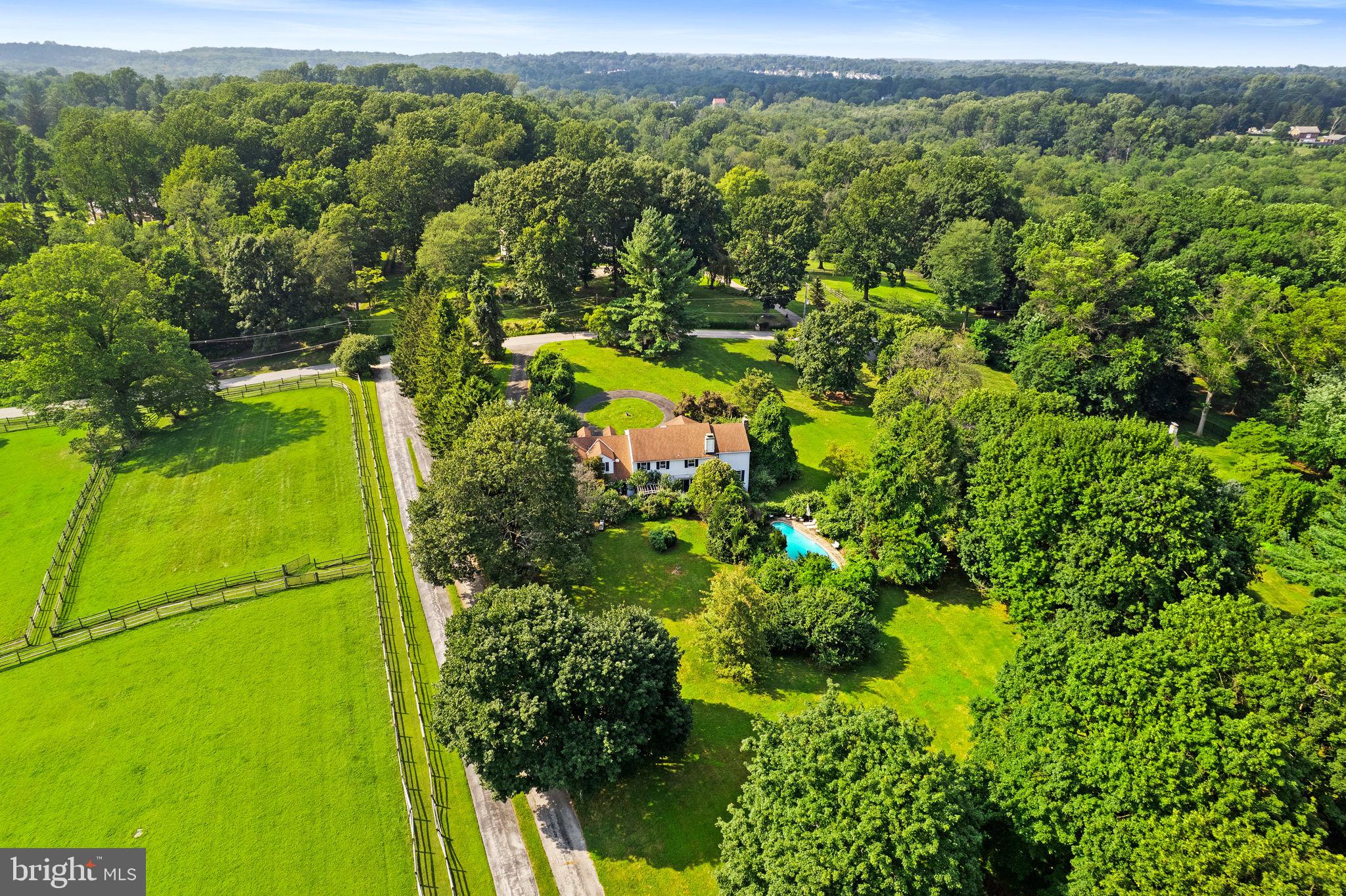 RADNOR HUNT - Residential