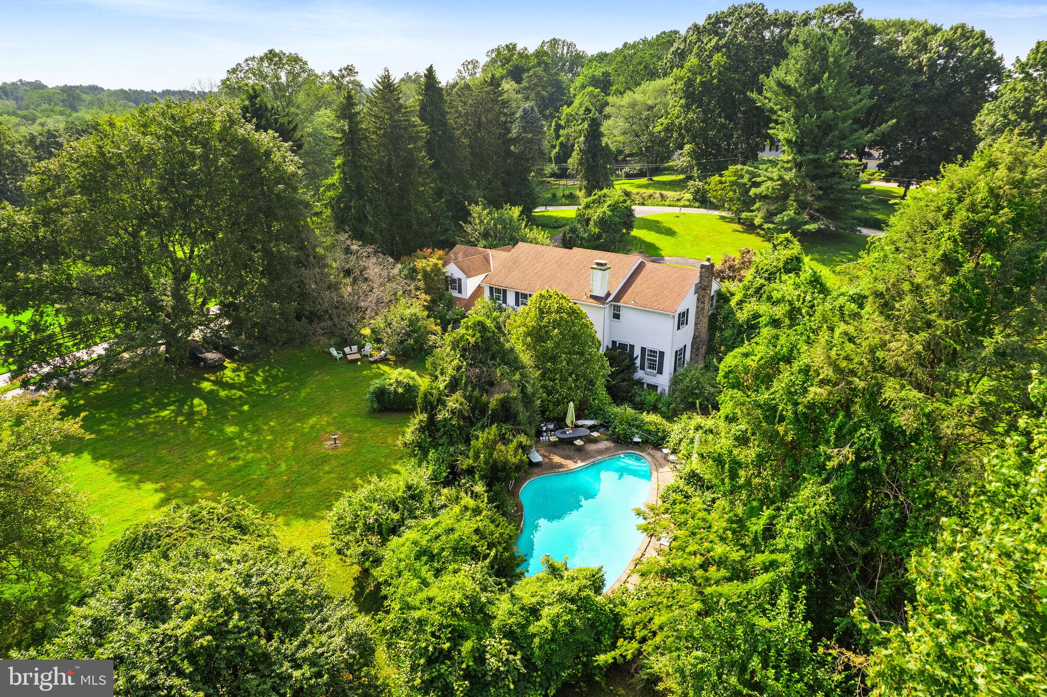 RADNOR HUNT - Residential