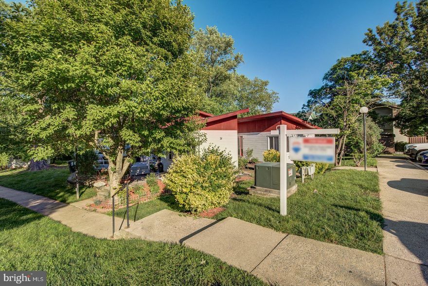 *****BACK ON THE MARKET BUYER DID NOT PERFORM DUE TO FINANCING*******WELCOME into This BEAUTIFUL  5 bedroom 2 full bath townhouse that has a great layout with plenty of ample space for both levels... for over 2000 square foot and a great location. This property is located near shopping, highways and public transportation within a couple miles. Plenty of space for gardening outside with an outside back patio SCHEDULE YOUR SHOWING AND SEND US AN OFFER THIS ONE WILL NOT LAST LONG!