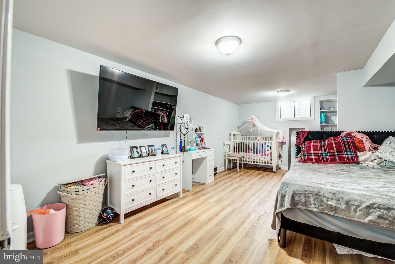 NEWPORT ESTATES - Residential