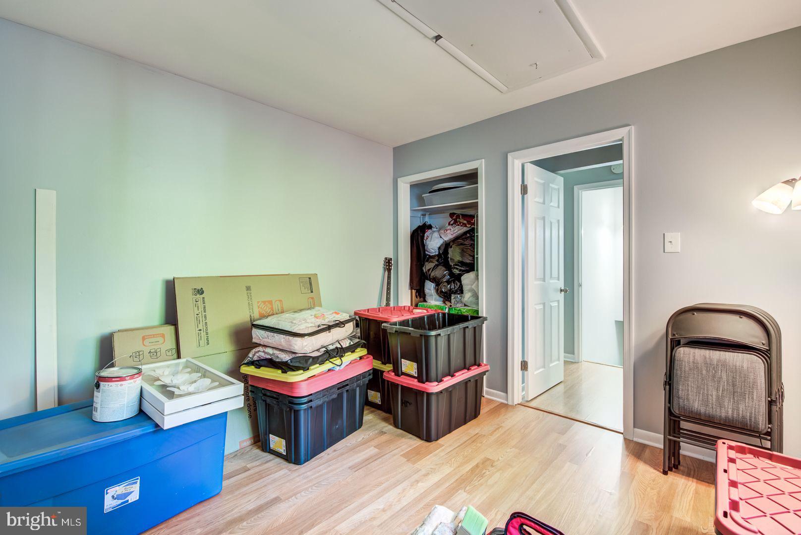 NEWPORT ESTATES - Residential