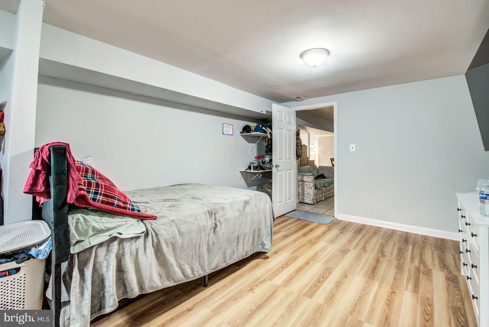 NEWPORT ESTATES - Residential