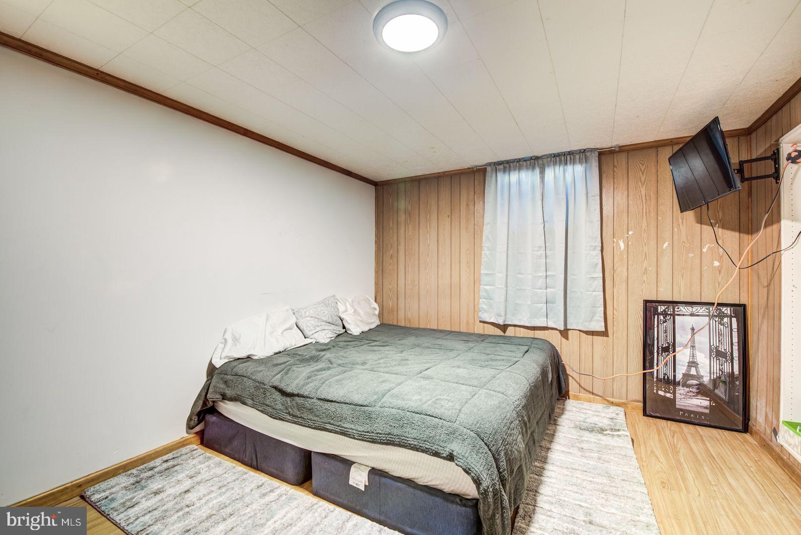 NEWPORT ESTATES - Residential