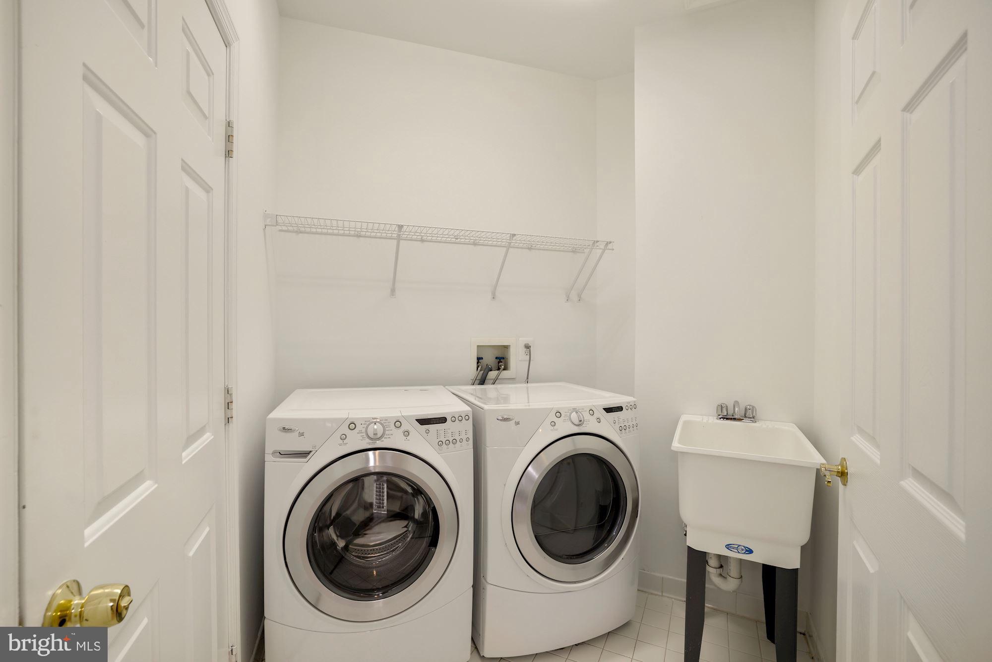 WILLIAMS HILL - Residential