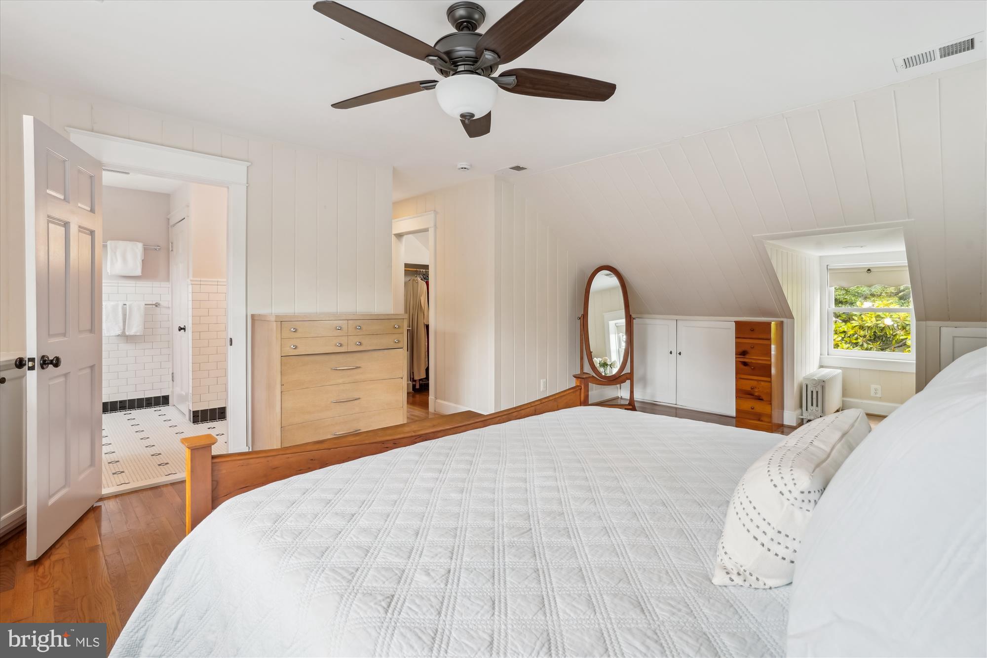 ROSEMONT - Residential