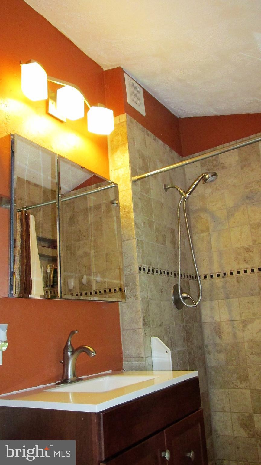 LAUREL BRANCH SUB - Residential