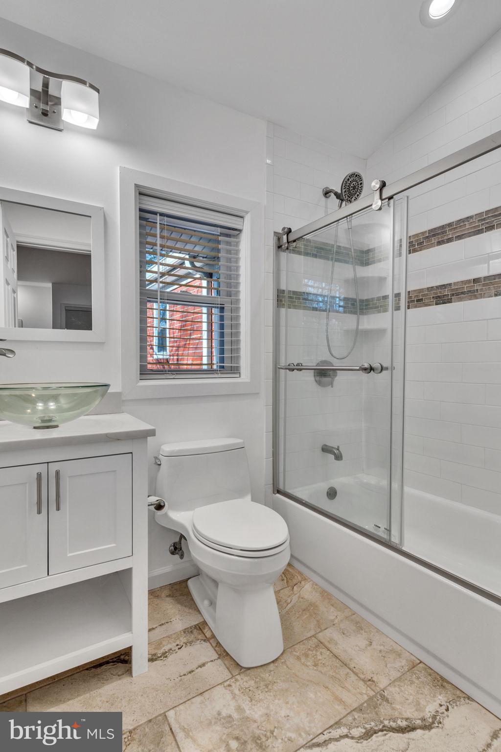 LOUIS L LEE - Residential Lease